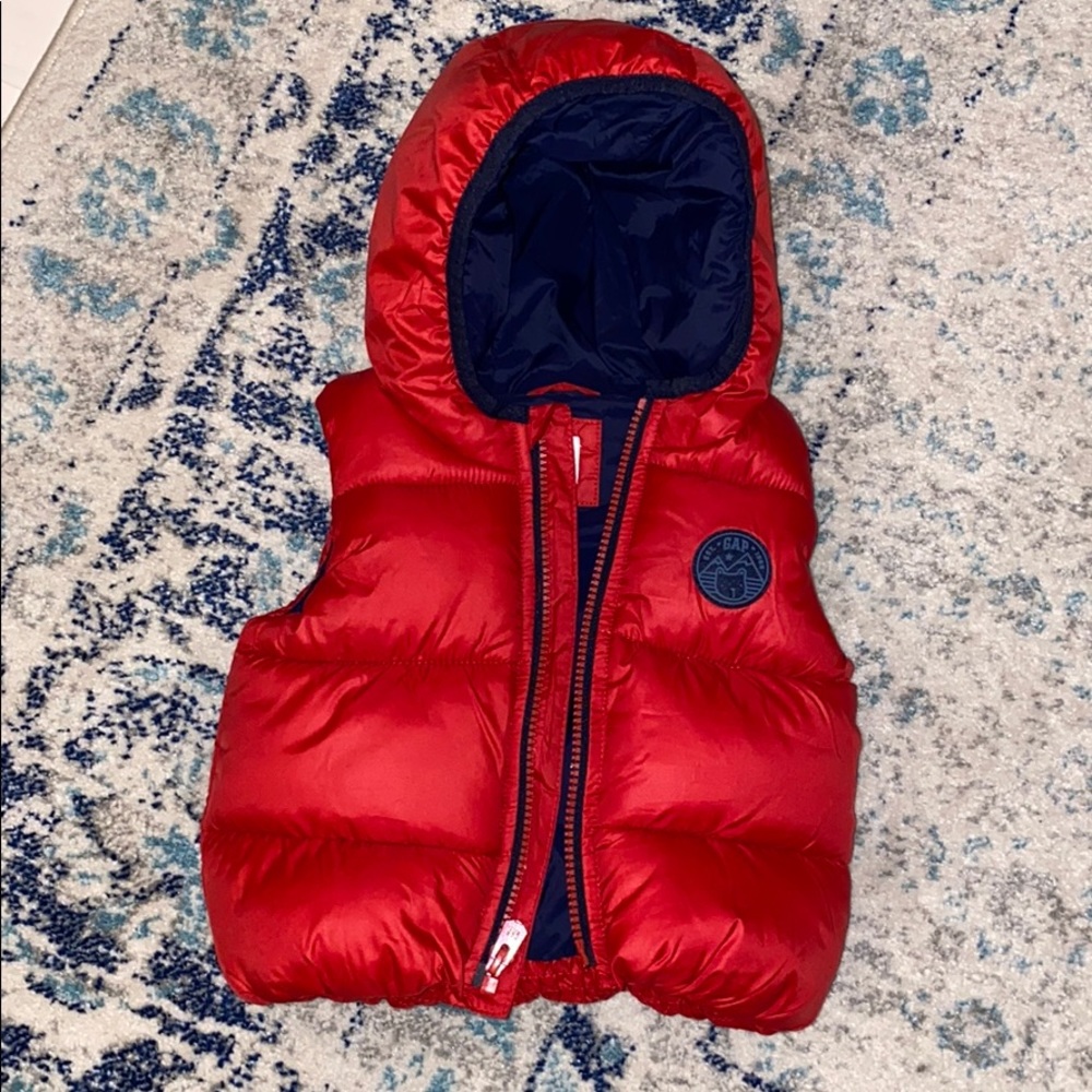 Red Gap Puffer Vest